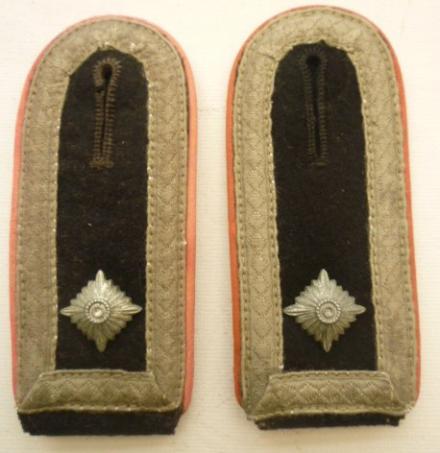 SS PANZER NCO SHOULDER STRAPS.