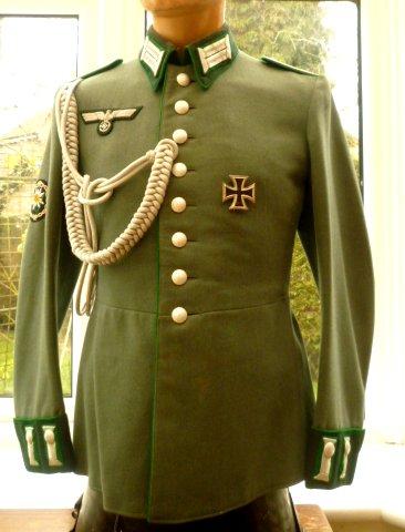 GEBIRGSJAEGER OFFICER WAFFENROCK.