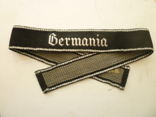 GERMANIA FLATWIRE GOTHIC CUFF TITLE.