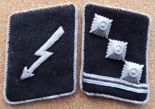 RARE PAIR OF NACHRICHTEN STAFF OFFICER TABS,