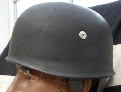 M38 SPLIT BOLT FJ HELMET. IN EXCELLENT CONDITION..