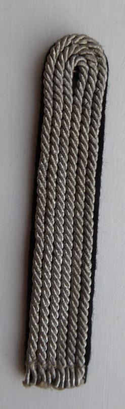 SS OFFICER SHOULDER BOARD.