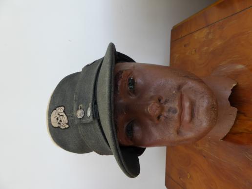 JUNIOR SS OFFICER WHITE PIPED M43 FIELD CAP. 