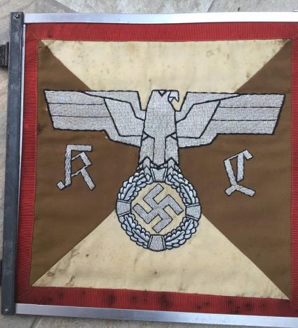 KREISLEITER 1939 PATTERN CAR PENNANT.