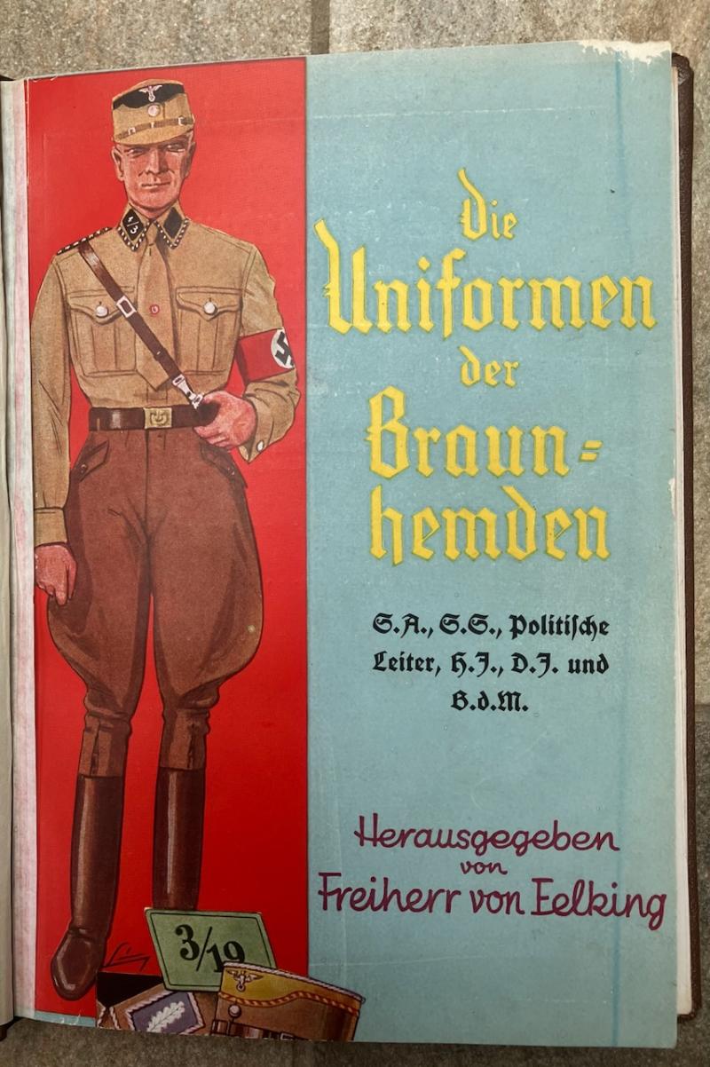 RARE DIE UNIFORMEN DER BRAUNHEMDEN.