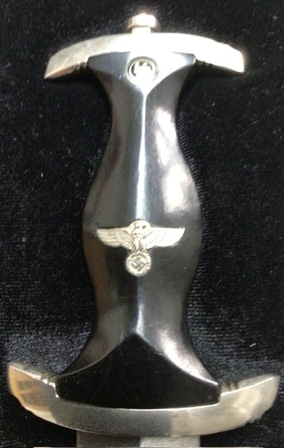 SS M33 DAGGER, GEM CONDITION,