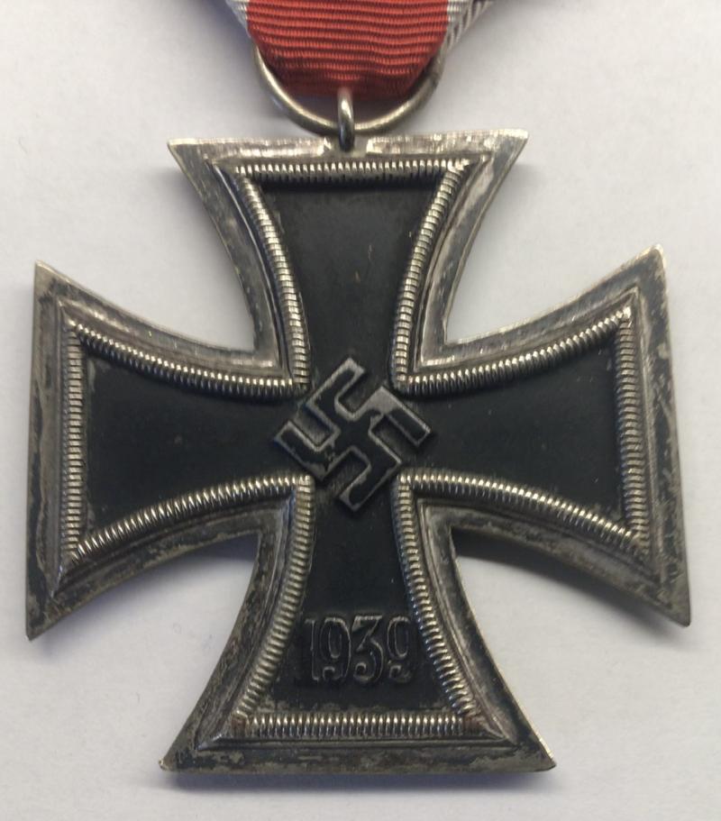 WW2 IRON CROSS SECOND CLASS.