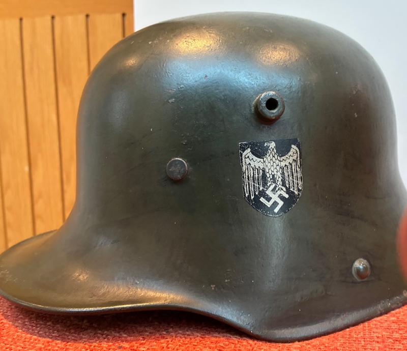 TRANSITIONAL D/D ARMY HELMET.